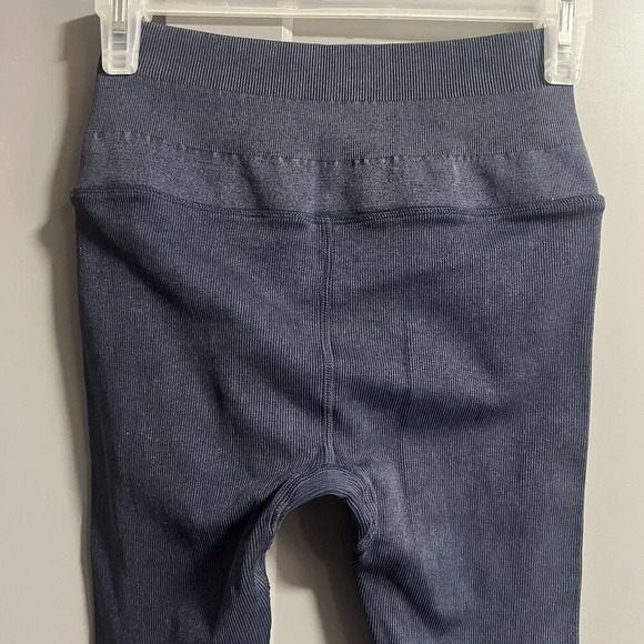 Spiritual Gangster Metta Ribbed Compression Ankle Leggings Blue Size X-Small - Picture 6 of 7